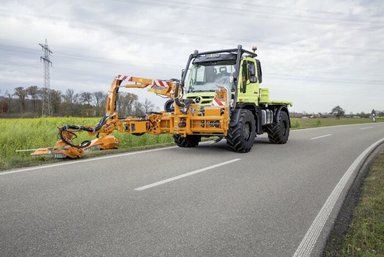 Mercedes-Benz Unimog U 530