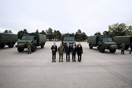 Daimler Truck Defence Delivers First Twelve Mercedes-Benz Unimog Vehicles to the Kosovo Security Force