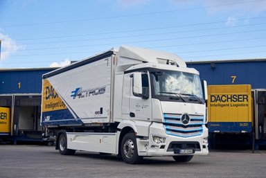 Progress report from Mercedes-Benz Trucks: eActros electric truck successfully tested by customers for over a year