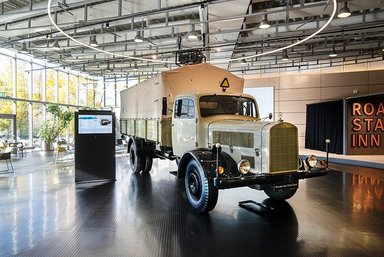 Mercedes-Benz Trucks eröffnet neues Customer Experience Center – Fokus auf Kundenorientierung und Markenwerte