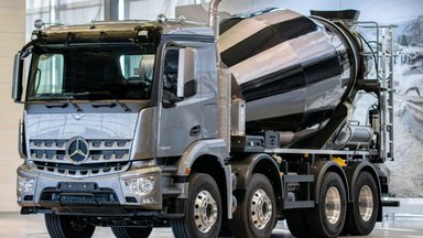 Mercedes-Benz Lkw: Der neue Arocs mit Multimedia Cockpit - für jeden Aufbau eine maßgeschneiderte Lösung