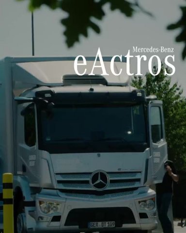 Mercedes-Benz eActros Reel (4:5)