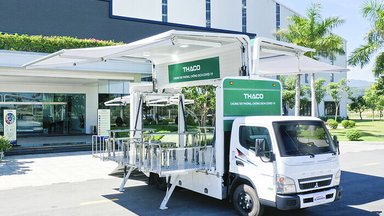 126 FUSO Canter Leicht-Lkw für vietnamesische Covid-19-Impfkampagne