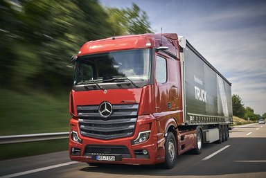 Mercedes-Benz Trucks Driving Experience