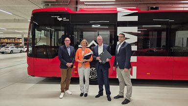 Daimler Buses Schweiz AG elektrifiziert Busdepot der Sihltal Zürich Uetliberg Bahn SZU AG