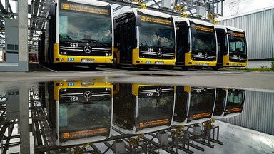 Daimler Buses errichtet komplette Ladeinfrastruktur für die E-Busse der Stuttgarter Straßenbahnen AG (SSB)