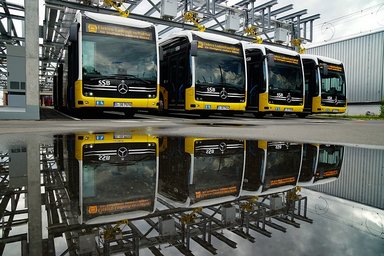 Daimler Buses installs complete charging infrastructure for the electric buses of Stuttgarter Straßenbahnen AG (SSB)