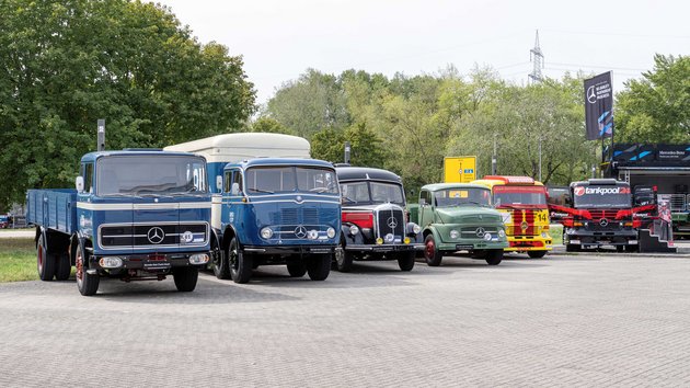 130 Jahre Lkw: Mercedes-Benz Trucks eröffnet Deutschlandfahrt 2026 im Werk Wörth