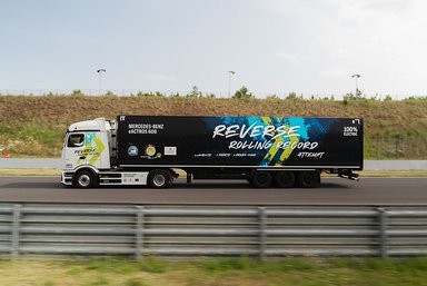 Mercedes-Benz Trucks bricht GUINNESS WORLD RECORDS™-Weltrekord mit eActros 600