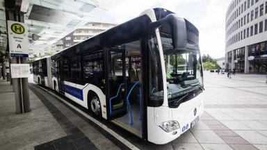 Citaro - a success story in Berlin: Record order for the Citaro: Mercedes Benz to deliver up to 950 city buses to Berliner Verkehrsbetriebe (BVG)