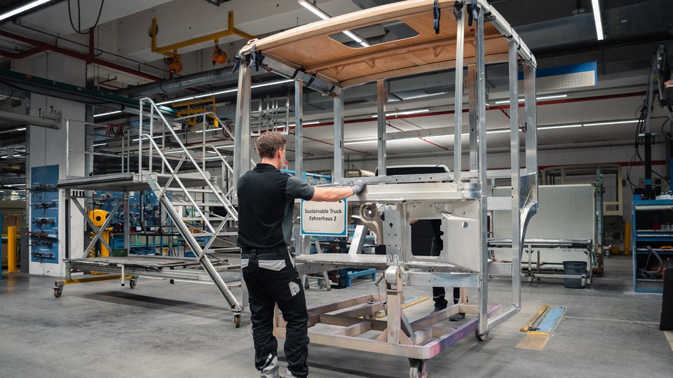 Mercedes-Benz reECONIC