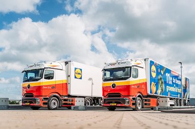 Simon Loos is accelerating its push into electric mobility: First Mercedes-Benz eActros 600 units delivered