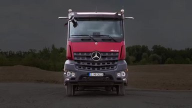 Highlights graphic new Mercedes-Benz Arocs