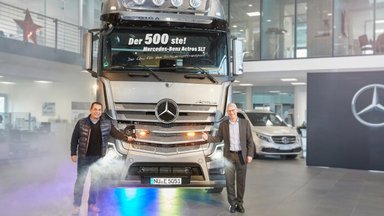 500ste Mercedes-Benz Actros SLT Schwerlastzugmaschine an TSB Transport-Service Beitinger übergeben