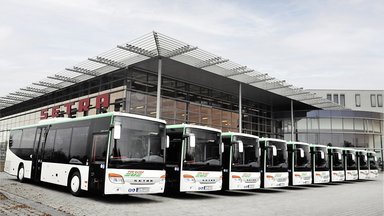 35 Setra für drei Unternehmen