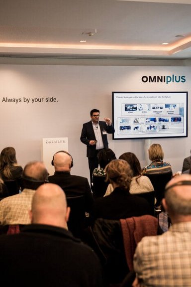 Omniplus von Daimler Buses bietet das Beste aus der Welt des analogen und digitalen Services