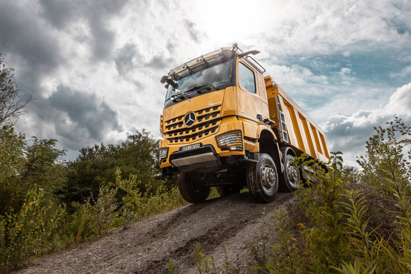 Mercedes-Benz  Daimler Truck