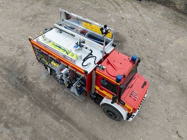 Meister der Elemente: Feuerwehr Lünen mit Unimog gewappnet für Brände, Hochwasser und Sturmereignisse