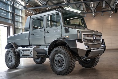 Mercedes-Benz Special Trucks unveils the most luxurious Unimog ever