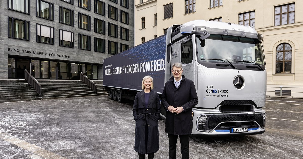 Visit to the Capital: Daimler Truck presents new fuel cell truck and emphasizes cooperation between politics and industry in decarbonization