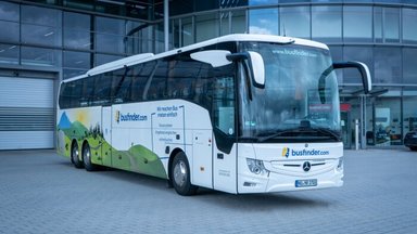 Zusammenarbeit von Daimler Buses mit Bus-Charter-Plattform nimmt Fahrt auf