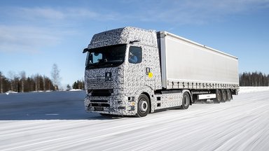 Kälte, Eis und Schnee erfolgreich getrotzt: Mercedes-Benz Trucks testet in Finnland Elektro-Lkw