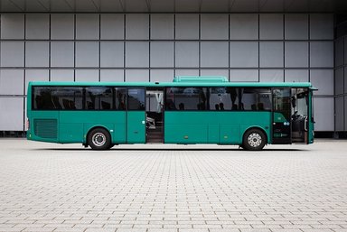 Mercedes-Benz eIntouro M