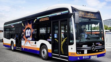 Die Stadt der 100 eCitaro: ESWE Verkehr in Wiesbaden erhält Jubiläumsbus 