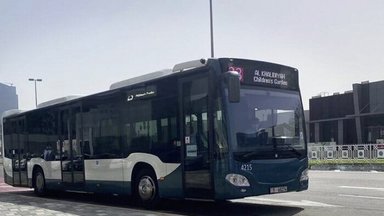 99 Mercedes-Benz Citaro Stadtbusse im ÖPNV von Abu Dhabi 
