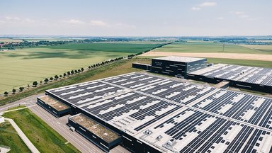 Daimler Truck Global Parts Center vollständig in Betrieb: Ersatzteilversand aus Halberstadt für Mercedes-Benz Lkw Kunden weltweit