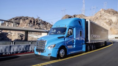 Daimler Trucks North America Introduces First SAE Level 2 Automated Truck in North America with the Freightliner New Cascadia