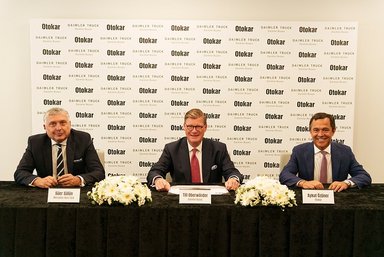 Daimler Buses expands production capacity: Cooperation agreement signed with bus manufacturer Otokar