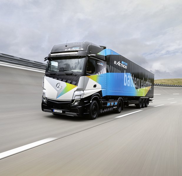 IAA Transportation 2022: Daimler Truck unveils battery-electric eActros LongHaul truck and expands e-mobility portfolio 