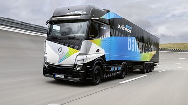 IAA Transportation 2022: Daimler Truck enthüllt batterieelektrischen Fernverkehrs-Lkw eActros LongHaul und erweitert E-Mobilitätsangebot
