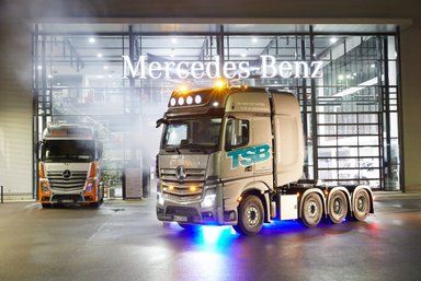 500th Mercedes-Benz Actros SLT heavy duty tractor unit handed over to TSB Transport-Service Beitinger