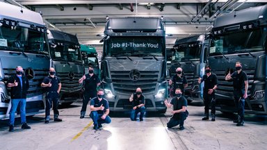 Mercedes-Benz Actros Edition 2 – Der Erste von 400 Highway Stars ist fertiggestellt