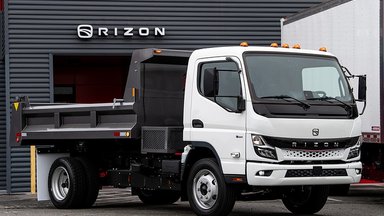 Daimler Truck’s brand RIZON launches all-electric truck in Canada