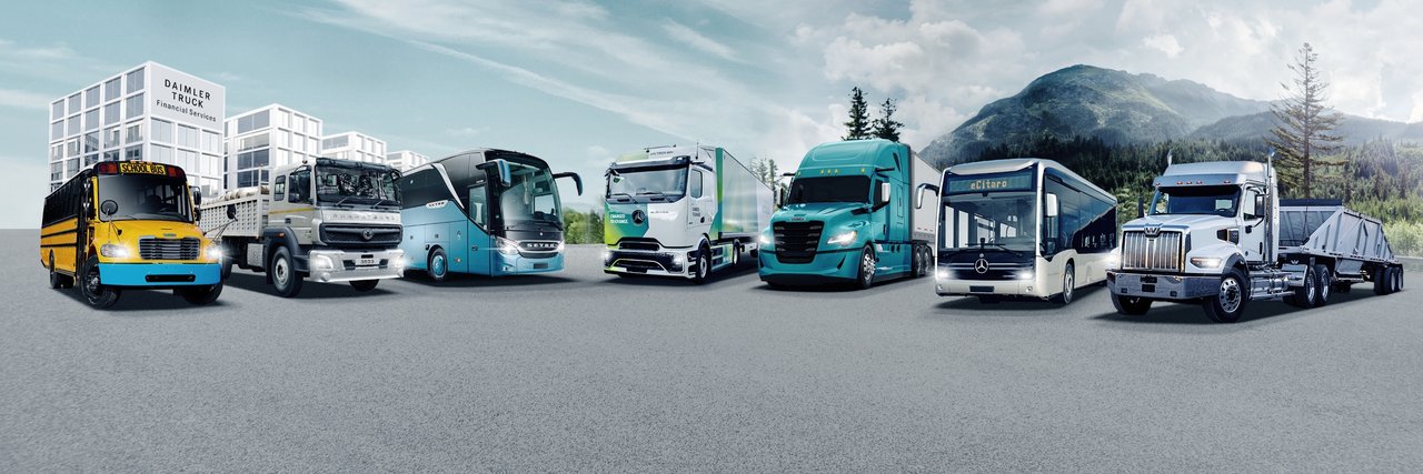 Daimler Truck Brand Range mit Financial Services with mountains in the background
