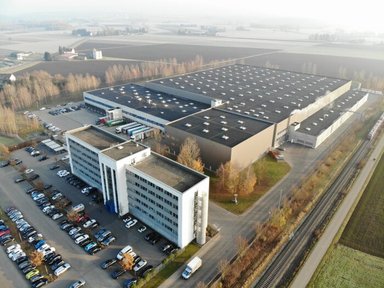 Omniplus von Daimler Buses bietet das Beste aus der Welt des analogen und digitalen Services