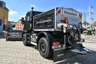 Unimog presents new product solutions for professional road maintenance at the GaLaBau trade fair