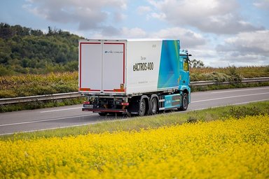 Mercedes-Benz eActros 400