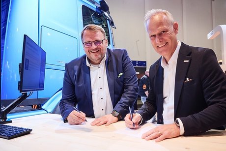 Daimler Truck Financial Services Deutschland erweitert Serviceangebot: Kooperation mit SCHUNCK GROUP stärkt integrierte Lösungen für Flottenkunden