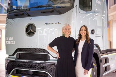 Daimler Truck with strong year-end cash flow and rising order momentum, entering 2026 positioned for operational improvement on higher volumes and efficiency gains