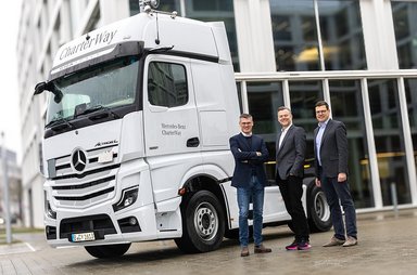Truck-as-a-Service: Daimler Truck Financial Services integriert Mietangebot von CharterWay