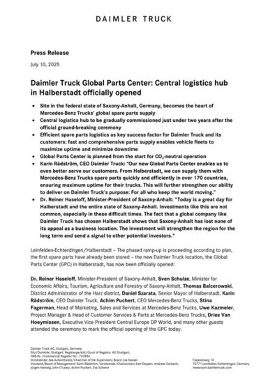Daimler Truck Global Parts Center: Central logistics hub in Halberstadt officially opened