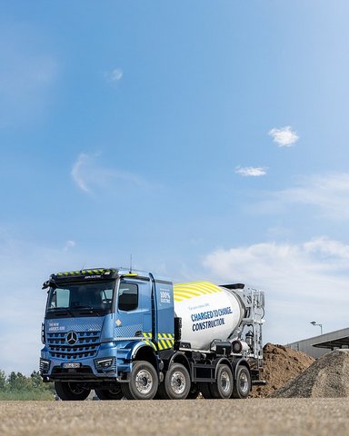 Mercedes-Benz eArocs