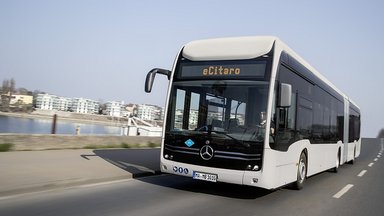 Mercedes-Benz Omnibusse auf den Pressetagen der IAA Transportation 2022 in Hannover: Premiere für den eCitaro mit NMC 3-Batterien
