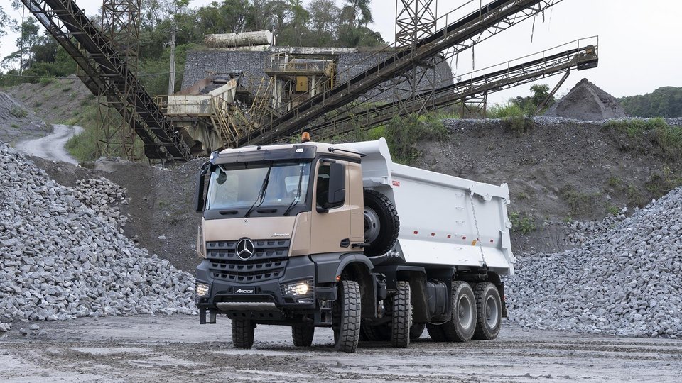 Mercedes-Benz Arocs