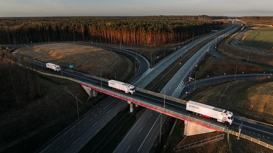 Major order in Poland: Kawczyński Logistics receives 75 of the latest Mercedes-Benz Actros L with ProCabin