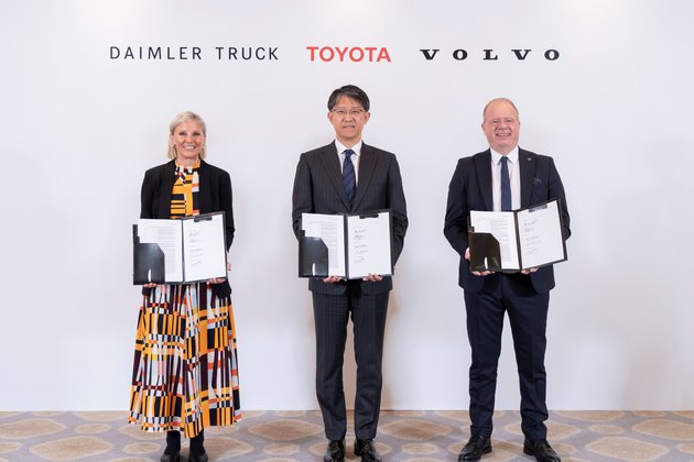 Toyota beabsichtigt Einstieg bei Brennstoffzellen-Joint-Venture cellcentric als gleichberechtigter Anteilseigner neben Daimler Truck und der Volvo Group